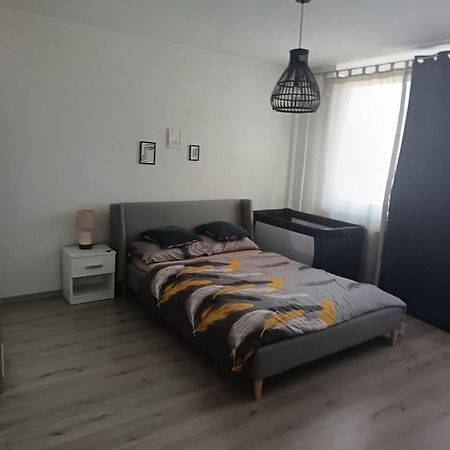 Ferienwohnung Enjoy Traveling Tuzla Exterior foto